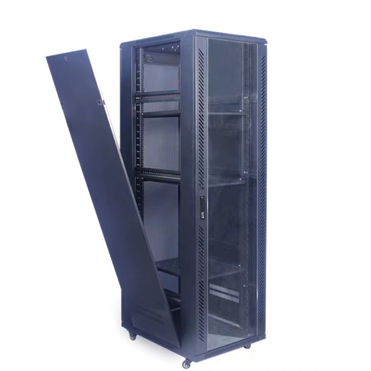 Kann der Netzwerkschrank Geräte unterschiedlicher Größen aufnehmen?
